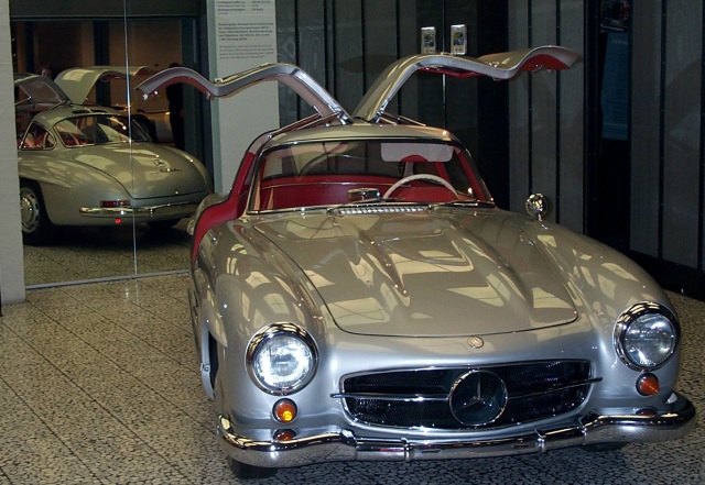 Gull Wing Mercedes: 